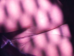 Забыв одеть трусики девушка не знала что её снимут